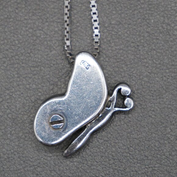 Vintage Sterling Silver Butterfly Keepsake Pendant Necklace for Ashes - Picture 5 of 6